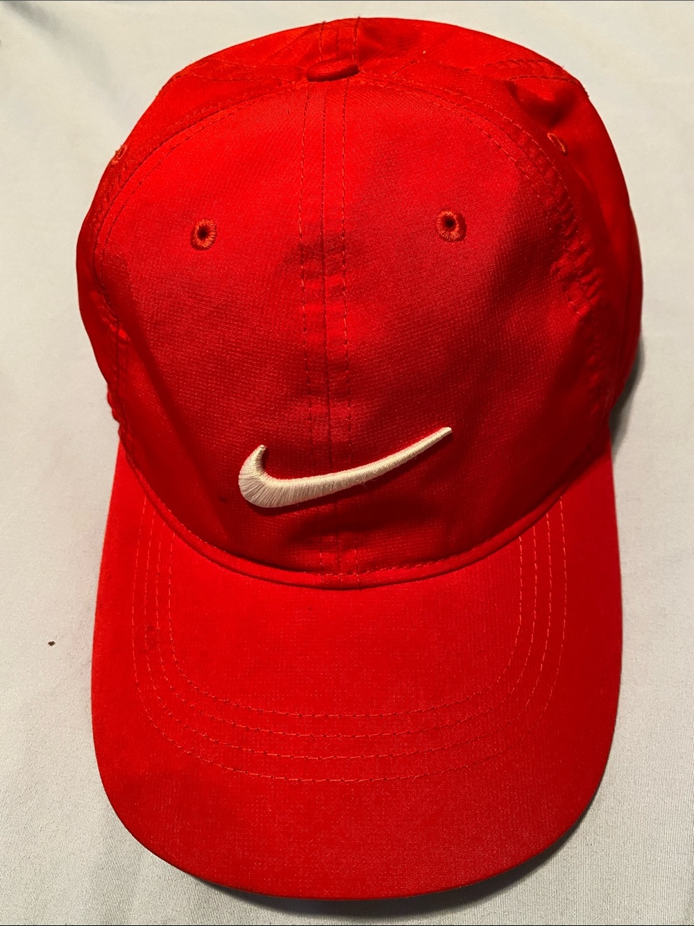 NIKE. HAT